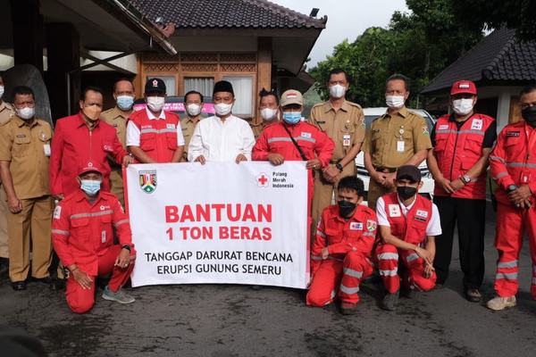 PMI Kota Magelang Kirim Bantuan Ke Korban Erupsi Semeru