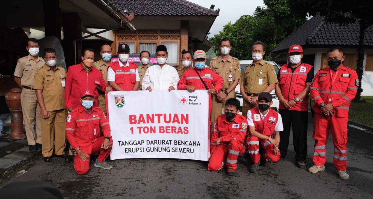 PMI Kota Magelang Kirim Bantuan Ke Korban Erupsi Semeru