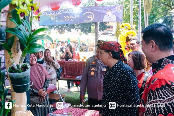 180 UMKM Buka Lapak Di Alun-alun Kota Magelang Sambut Kirab Jut Bio