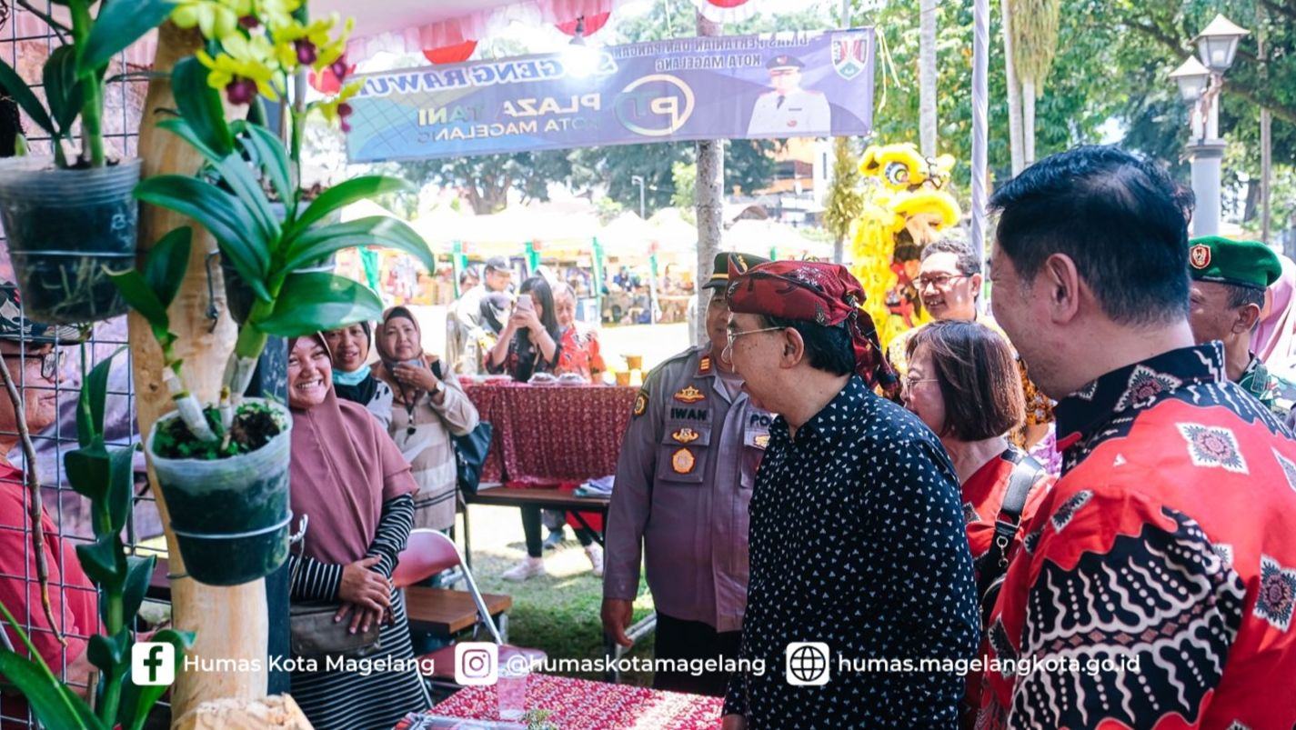 180 UMKM Buka Lapak Di Alun-alun Kota Magelang Sambut Kirab Jut Bio