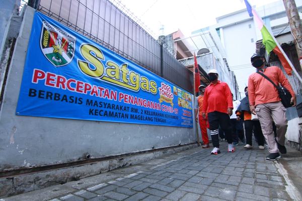 WALI KOTA MAGELANG MOTIVASI WARGA UNTUK SALING MENJAGA DAN PERKUAT EDUKASI DALAM MELAWAN COVID-19