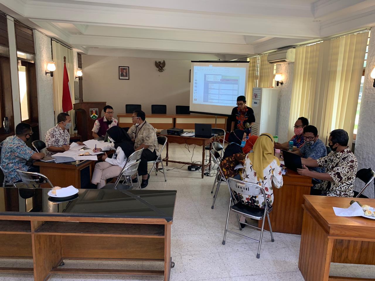 TARGETKAN INDEKS SPBE NAIK, KOTA MAGELANG GELAR DESK EVALUASI MANDIRI MARATHON SELAMA DUA HARI