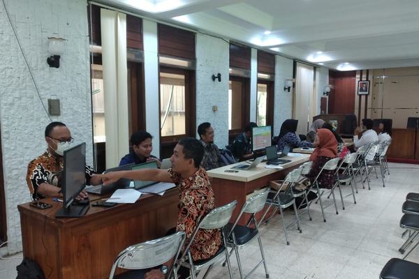 DESK LAYANAN DAN APLIKASI DALAM RANGKA PENYUSUNAN PEDOMAN MANAJEMEN LAYANAN SPBE KOTA MAGELANG