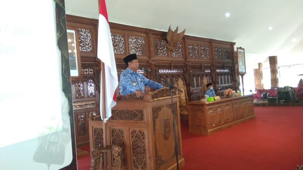 HARI INI WALI KOTA MAGELANG MENGAMBIL SUMPAH/JANJI 172 PNS