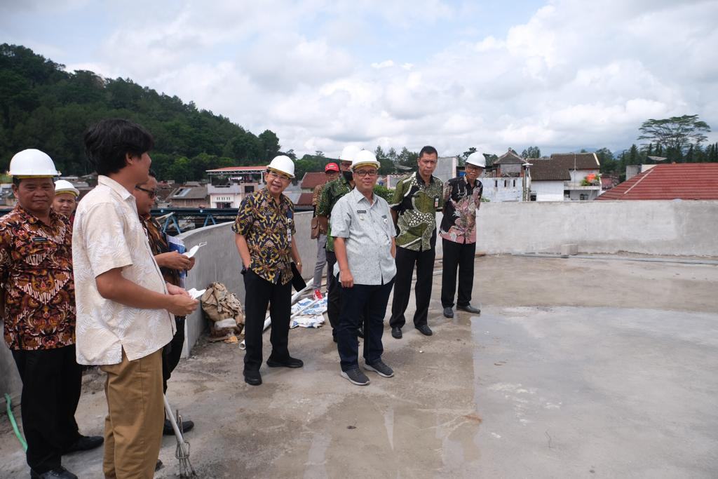 Wali Kota Tinjau Lapangan Paket Pekerjaan Strategis Kota Magelang