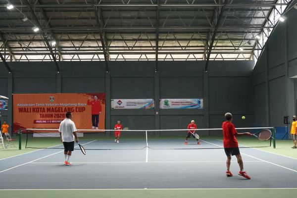 KEJUARAAN TENIS VETERAN MAGELANG RAYA WALI KOTA MAGELANG CUP TAHUN 2020 ASAH DAN TINGKATKAN KEMAMPUAN PESERTA