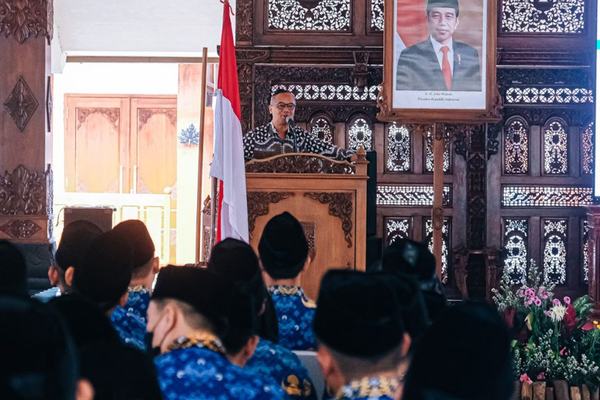 Wali Kota Magelang Lantik dan Ambil Sumpah atau Janji 396 PPPK Jabatan Fungsional