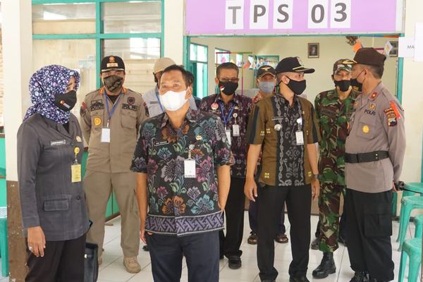 CEGAH POTENSI KLASTER PILKADA, SEKDA KOTA MAGELANG CEK KESIAPAN KPPS DAN TPS