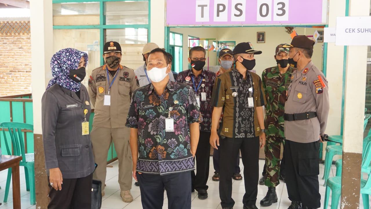 CEGAH POTENSI KLASTER PILKADA, SEKDA KOTA MAGELANG CEK KESIAPAN KPPS DAN TPS