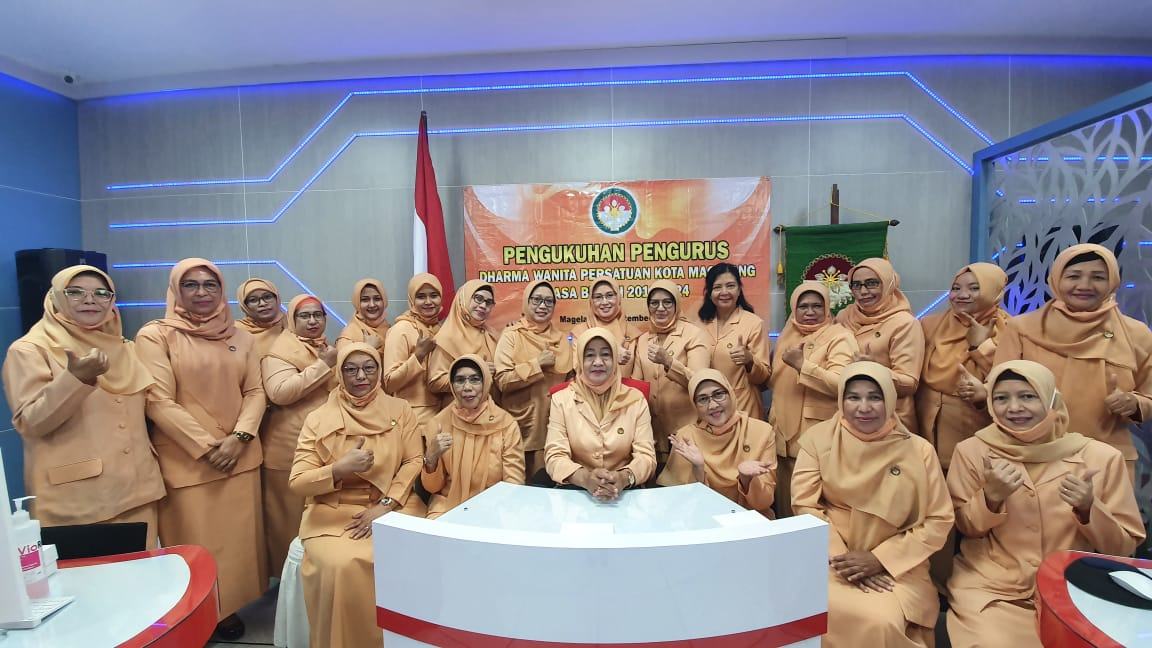KEPENGURUSAN DWP KOTA MAGELANG DIKUKUHKAN HARI INI