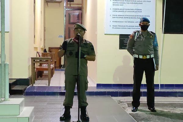 SATPOL PP GELAR OPERASI PENINDAKAN PENERAPAN NEW NORMAL, WARGA YANG TIDAK BERMASKER DI TEMPAT PUBLIK DIKENAI SANKSI
