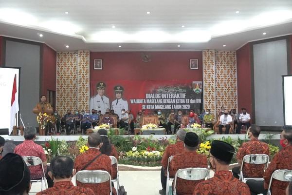 WALI KOTA MAGELANG IMBAU RT/RW KAWAL PROTOKOL KESEHATAN DENGAN MENGEDEPANKAN SISI HUMANIS