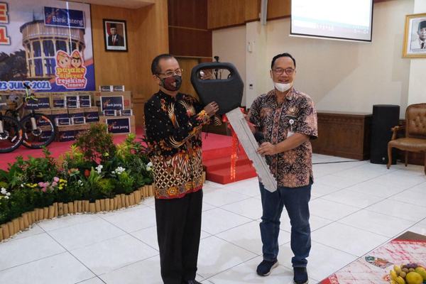 Disiplin, Wajib Pajak Di Kota Magelang Dapat Doorprize