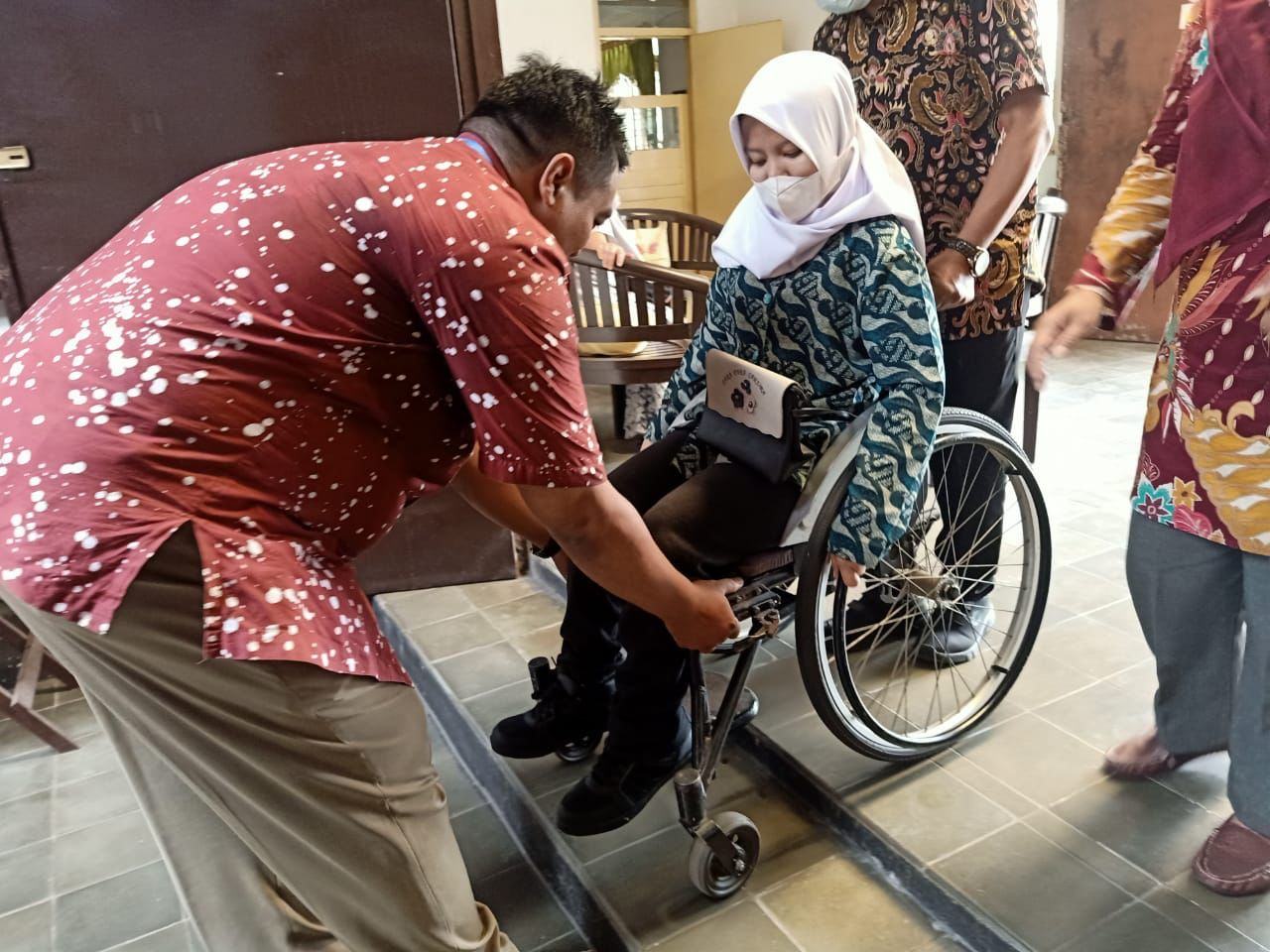 19 Penyandang Disabilitas Fisik Kota Magelang Terima Bantuan ATENSI Kemensos