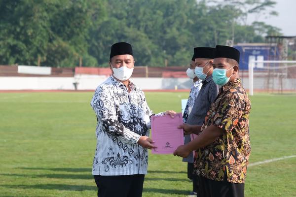 Dokter Aziz Kenang Masa Sekolah di Kota Magelang