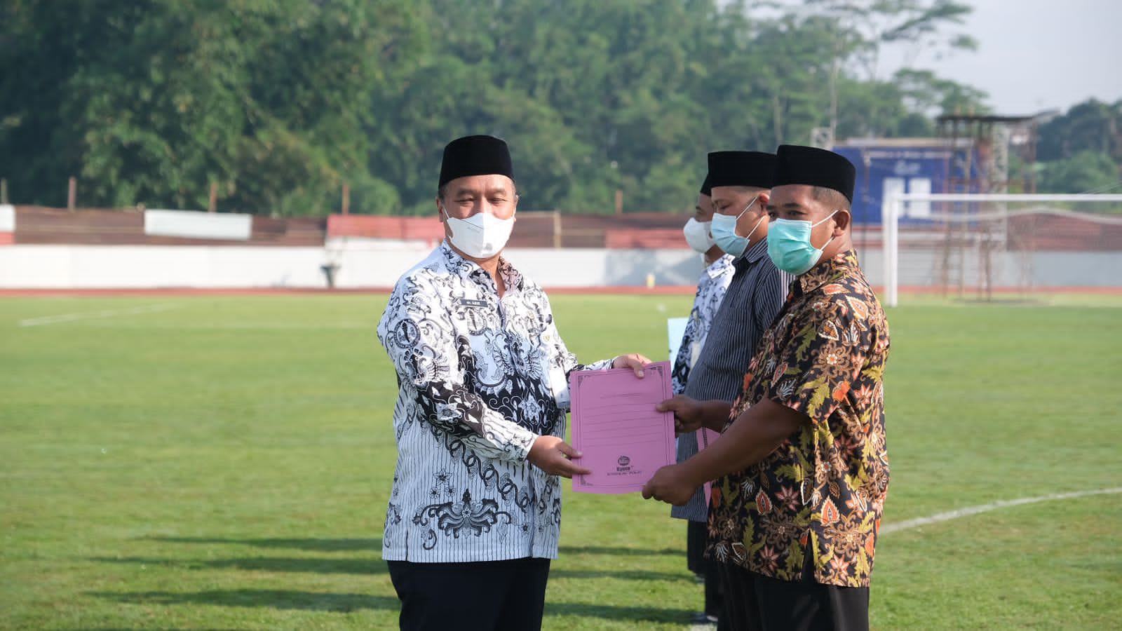 Dokter Aziz Kenang Masa Sekolah di Kota Magelang