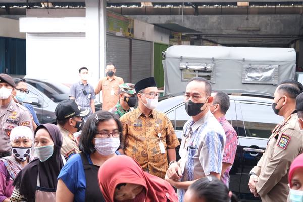Pemerintah Gelar Operasi Pasar Minyak Goreng di Kota Magelang