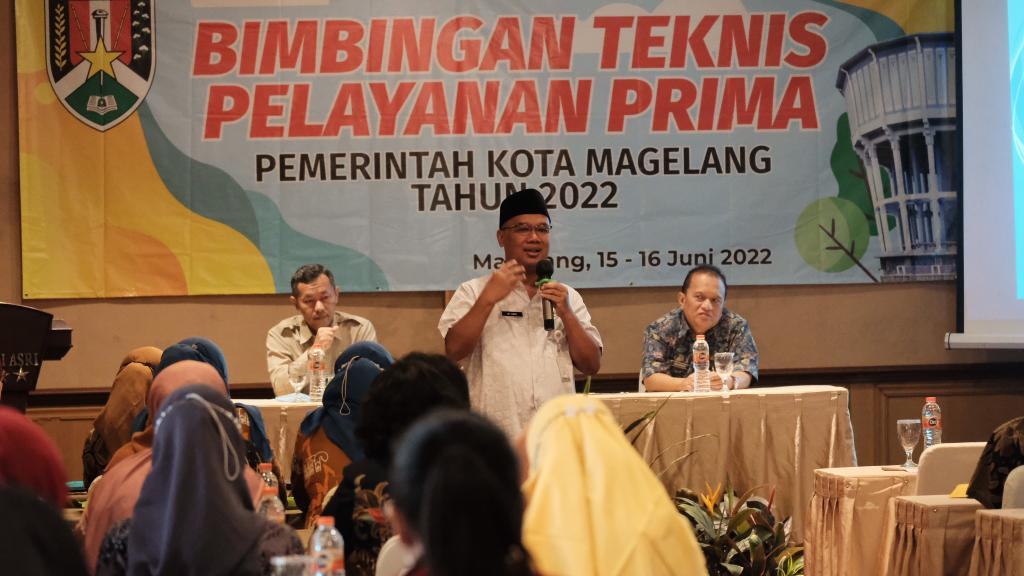 Dokter Aziz Ajak ASN Komitmen Berikan Pelayanan Prima kepada Masyarakat