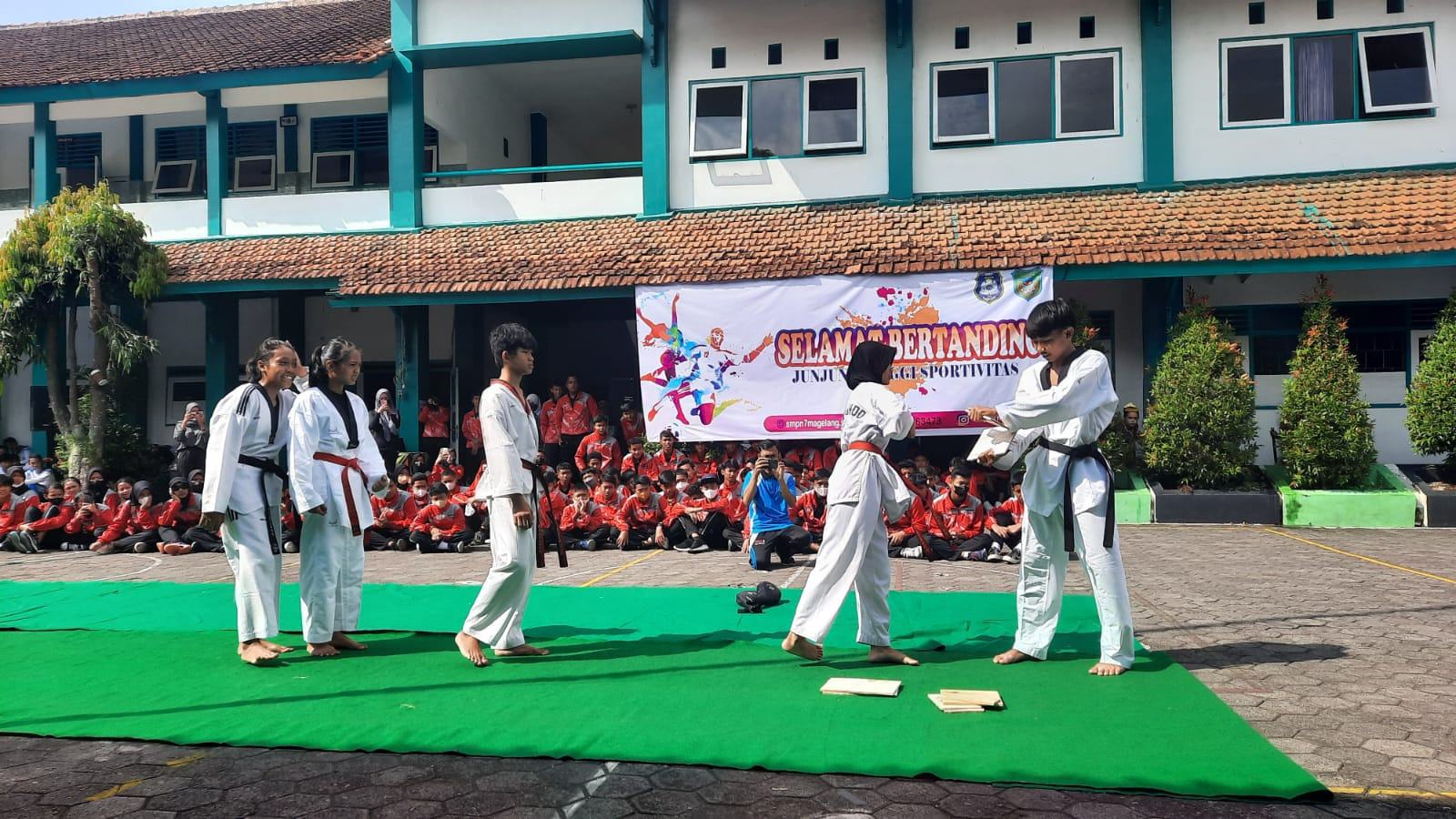 SMPN 7 dan SMPN 3 Sleman Gelar Laga Persahabatan Bidang Olahraga