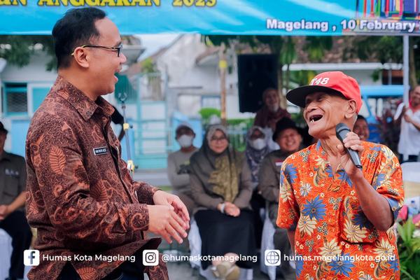 Motivasi Peserta Padat Karya, Dokter Aziz: Bergerak dan Bersedekah