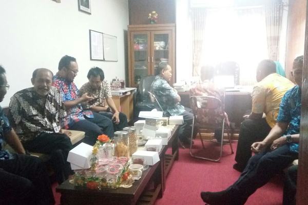 Studi banding dari Dinas komunikasi dan Informatika kota Salatiga