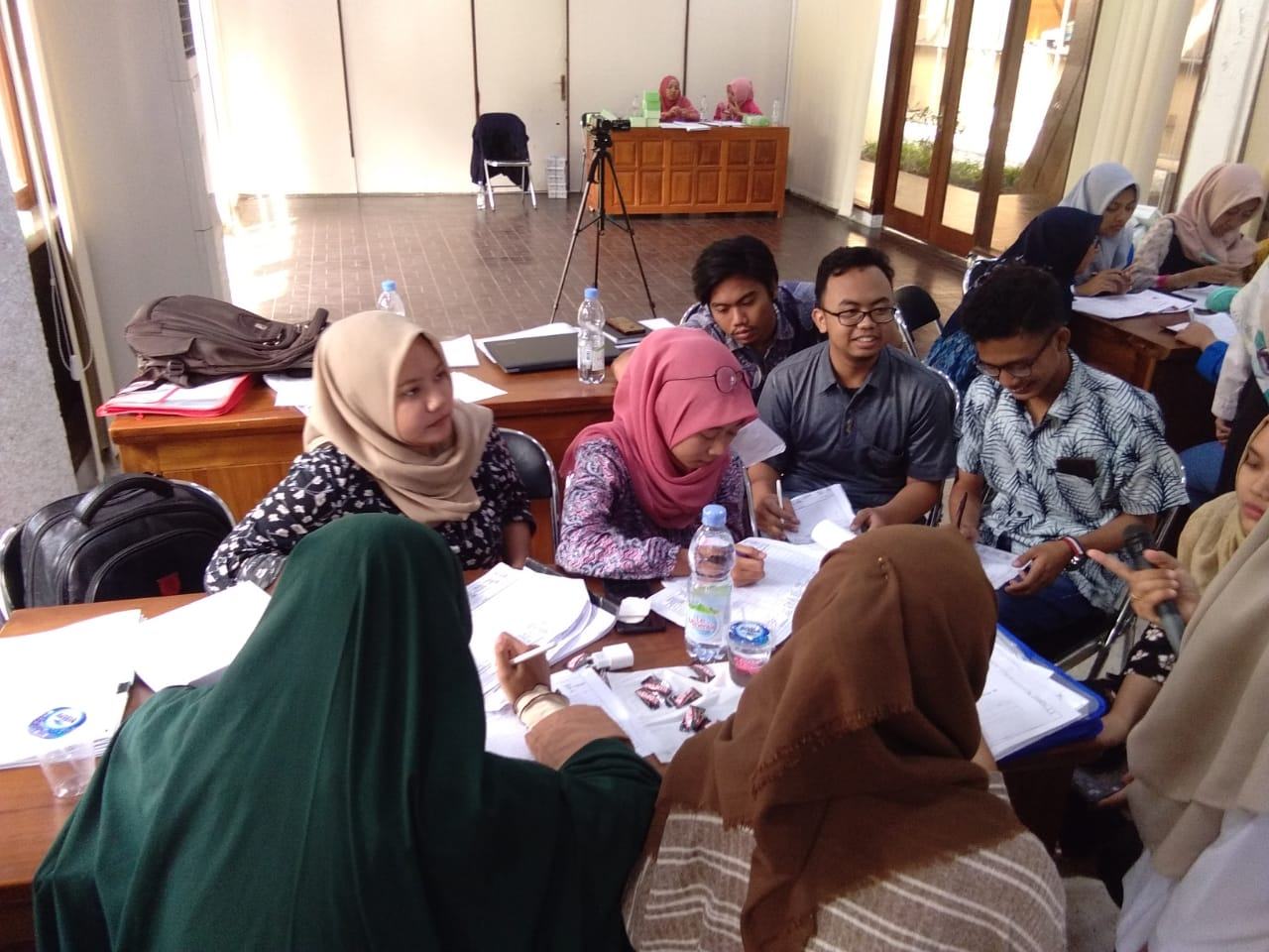 Bimbingan Teknis Hari Kedua tim Surveyor dan Tim Pengawas SUSEE19