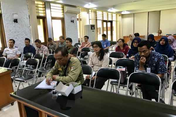 BIDANG TI DISKOMINSTA MELAKSANAKAN RAPAT KOORDINASI DAN EVALUASI TIM PENGELOLA WEBSITE KOTA MAGELANG