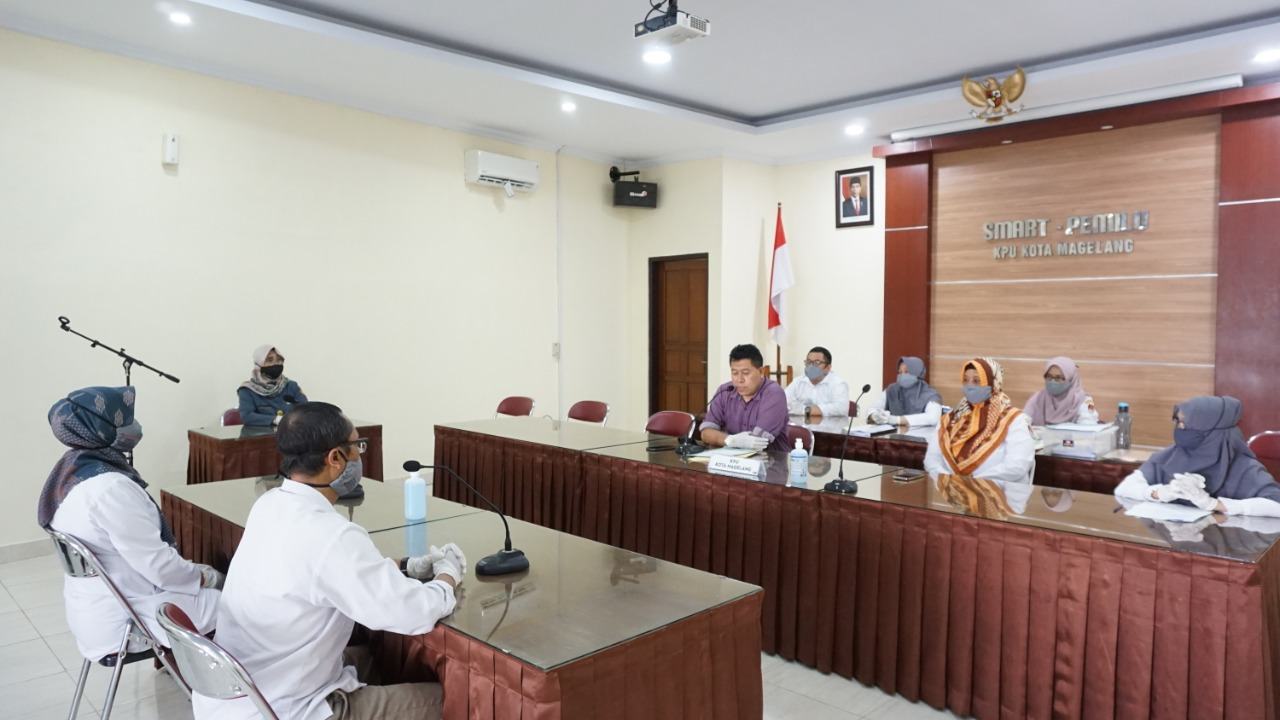 KPU KOTA MAGELANG UMUMKAN PENDAFTARAN BAKAL PASLON WALI KOTA DAN WAKIL WALI KOTA