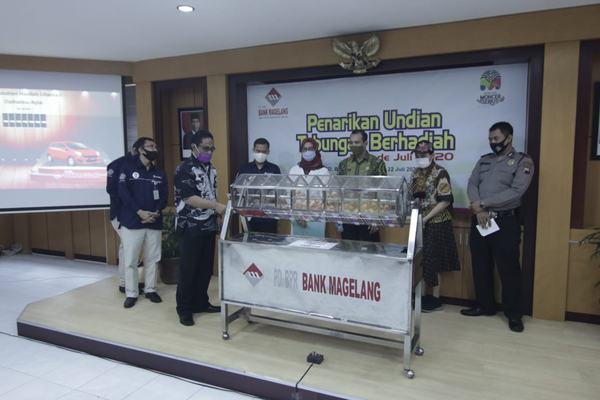 KABAR GEMBIRA, BANK MAGELANG BERI RELAKSASI BAGI NASABAH PINJAMAN TERDAMPAK COVID-19