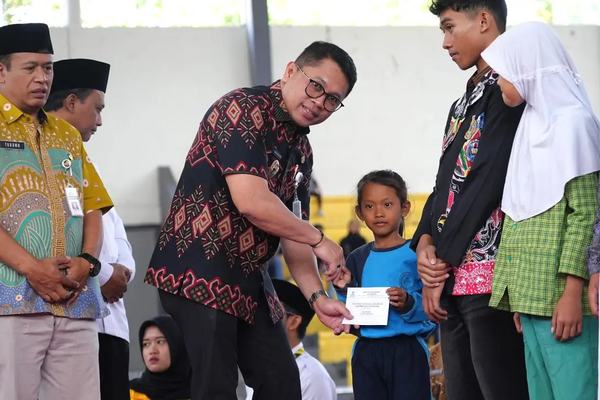 Baznas Kota Magelang Salurkan Bantuan untuk Pendidikan, Usaha, dan RTLH