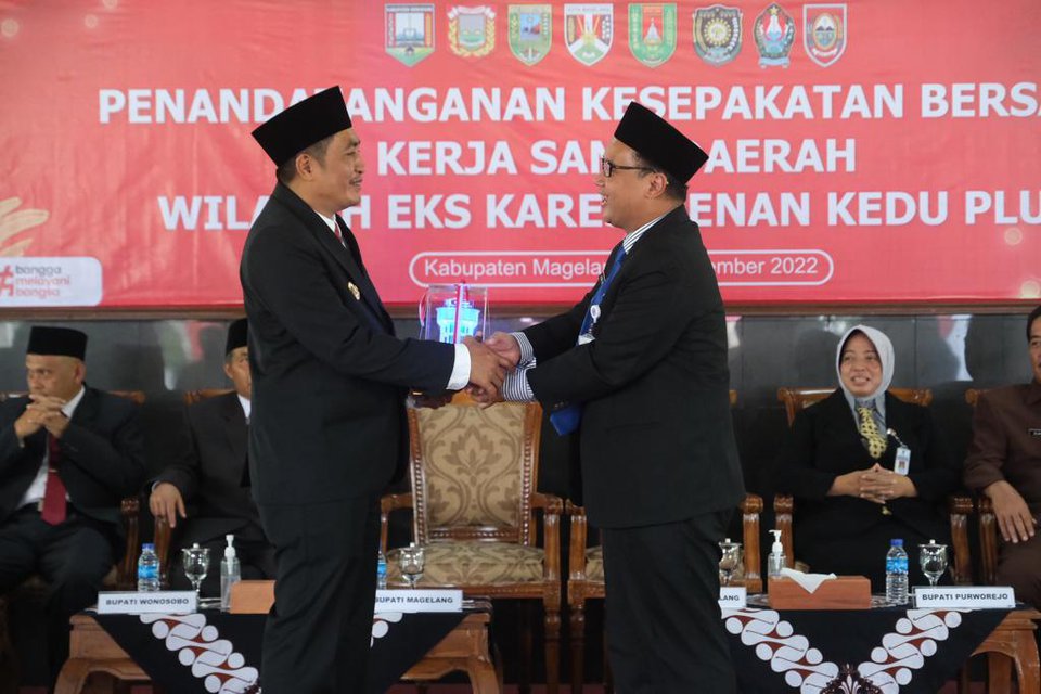 dukung