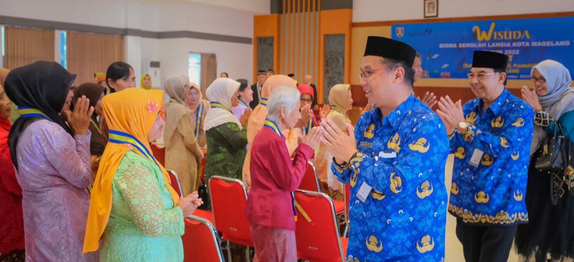 Sekolah Lansia Kota Magelang Wujudkan Lansia Sehat dan Produktif
