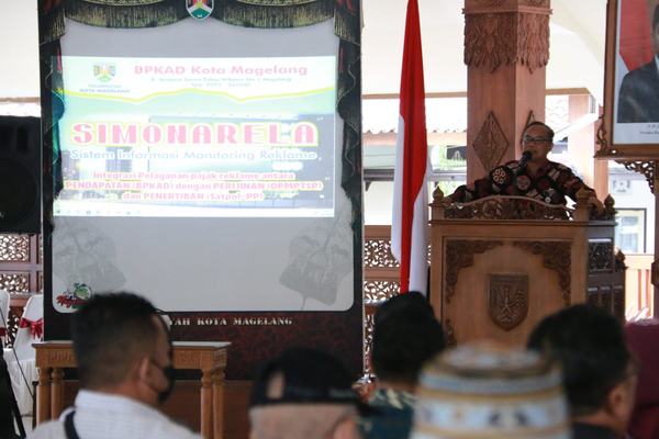Pemkot Magelang Beri Penghargaan Bagi Pembayar Pajak Tercepat Sekaligus Launching SIMONARELA