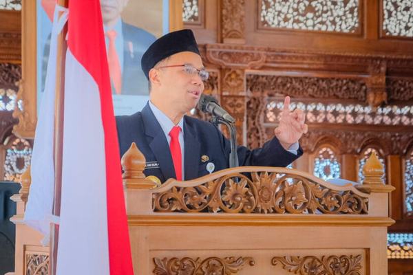 Larsita Dilantik Jadi Penjabat Sekda Kota Magelang