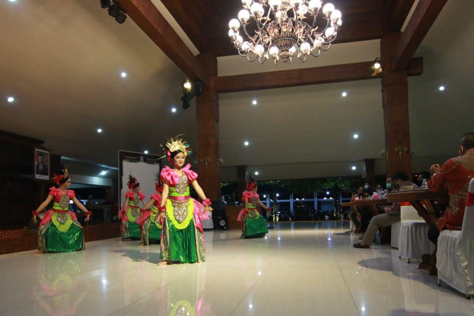 seni