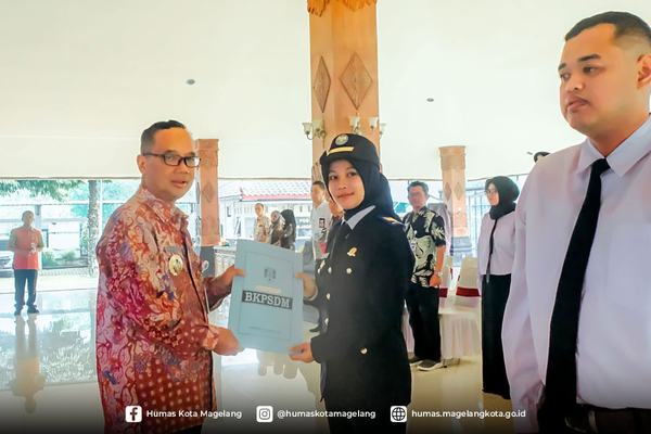 Serahkan SK CPNS dan PPPK, Dokter Aziz Berpesan Agar ASN Inovatif