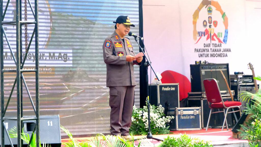 8.044 personel Satpol PP, Satlinmas, Damkar dan Masyarakat “Merangkul” Gunung Tidar