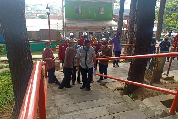 HARI INI TIM GUGUS COVID-19 KOTA MAGELANG GELAR PRASIMULASI PEMBUKAAN KEMBALI OBYEK WISATA RELIGI GUNUNG TIDAR
