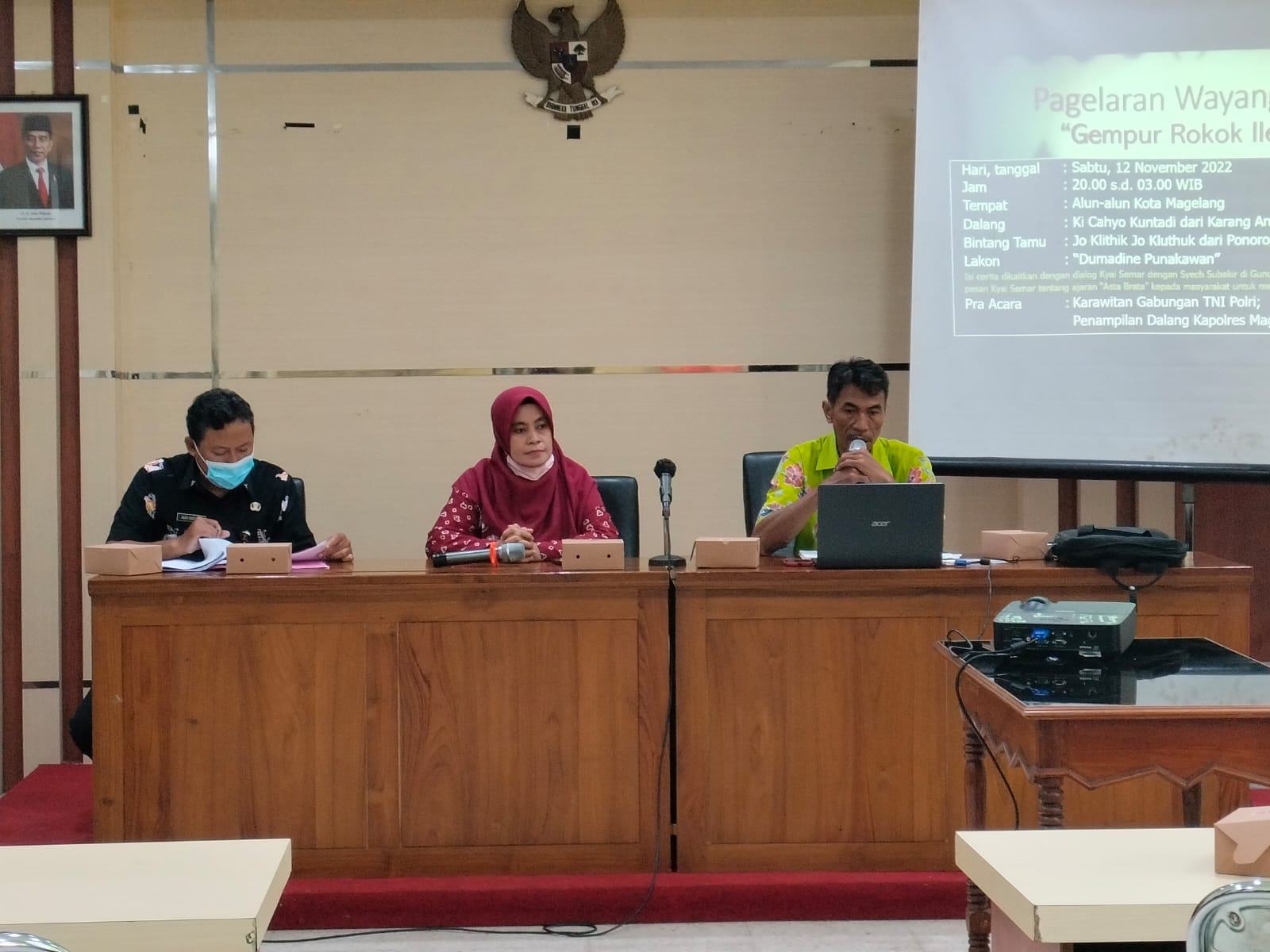 Pagelaran Wayang Kulit Jadi Sarana Sosialisasi Ketertiban dan Bahaya Rokok Ilegal