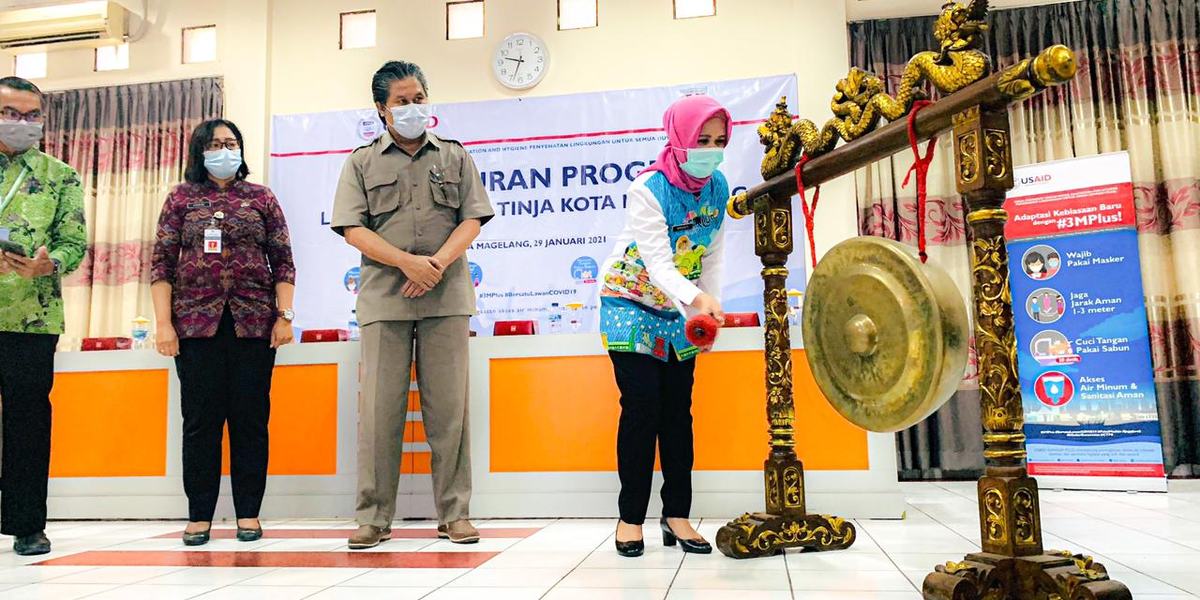 KOTA MAGELANG LUNCURKAN PROGRAM LAYANAN SENJA UNTUK WUJUDKAN SANITASI LAYAK
