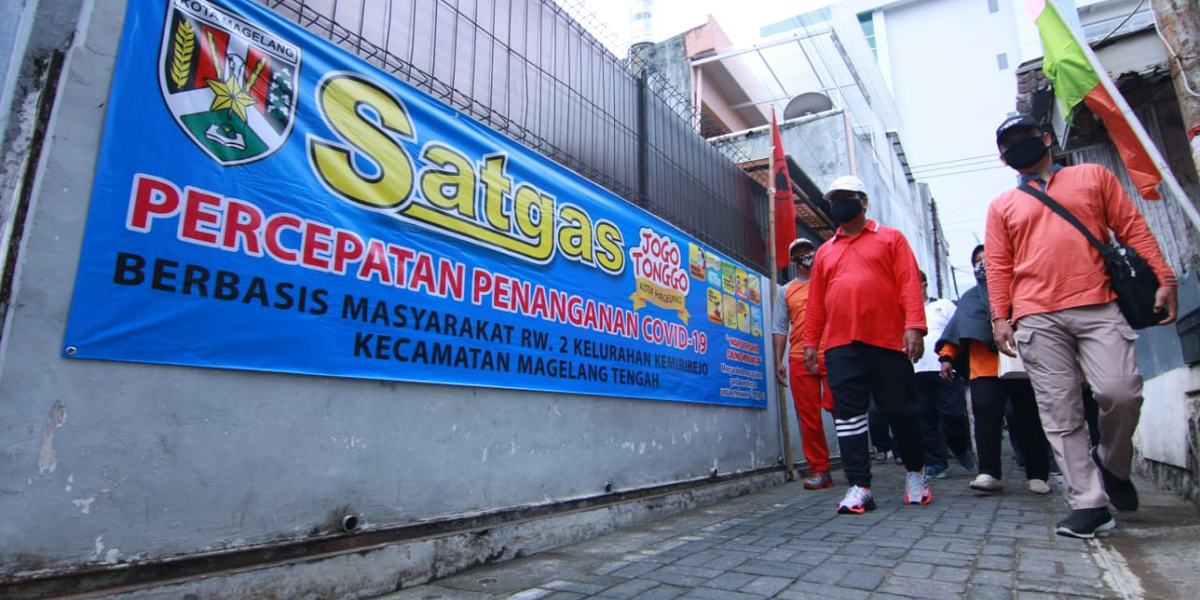 WALI KOTA MAGELANG MOTIVASI WARGA UNTUK SALING MENJAGA DAN PERKUAT EDUKASI DALAM MELAWAN COVID-19