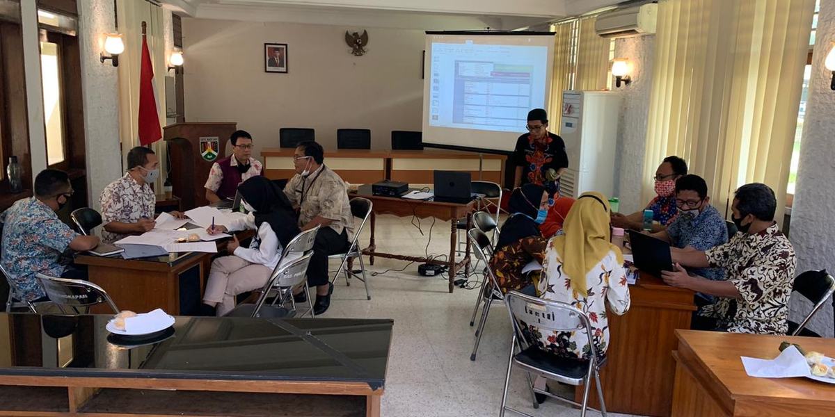 TARGETKAN INDEKS SPBE NAIK, KOTA MAGELANG GELAR DESK EVALUASI MANDIRI MARATHON SELAMA DUA HARI