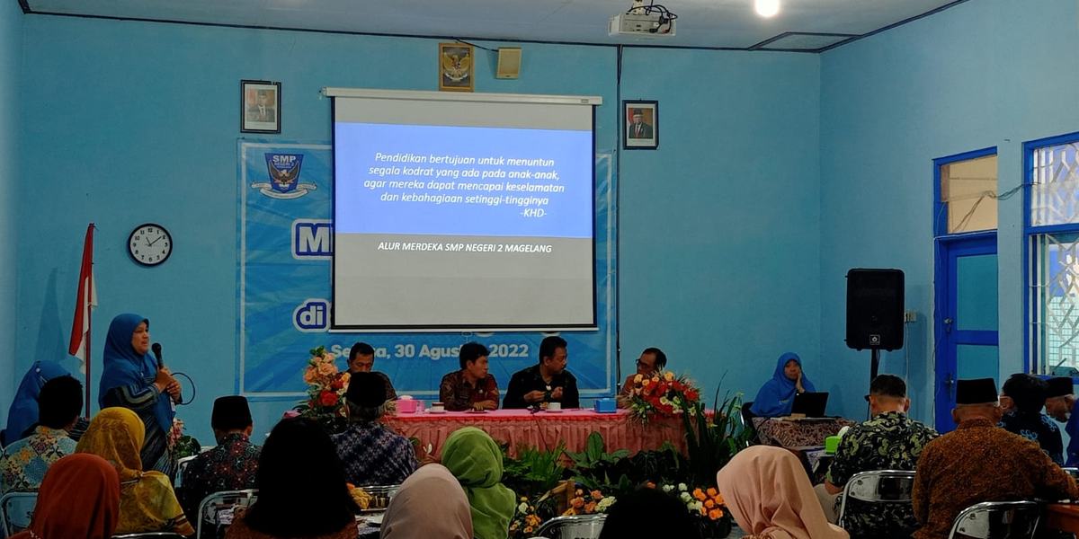 MKKS SMP/Mts se-Kota Bontang Timba Ilmu ke SMP 2 Kota Magelang