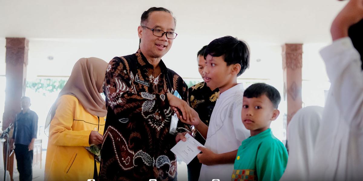 Baznas Kota Magelang Salurkan Bantuan Rp 85 Juta Untuk Anak Yatim