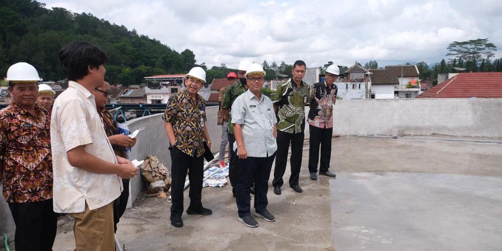 Wali Kota Tinjau Lapangan Paket Pekerjaan Strategis Kota Magelang