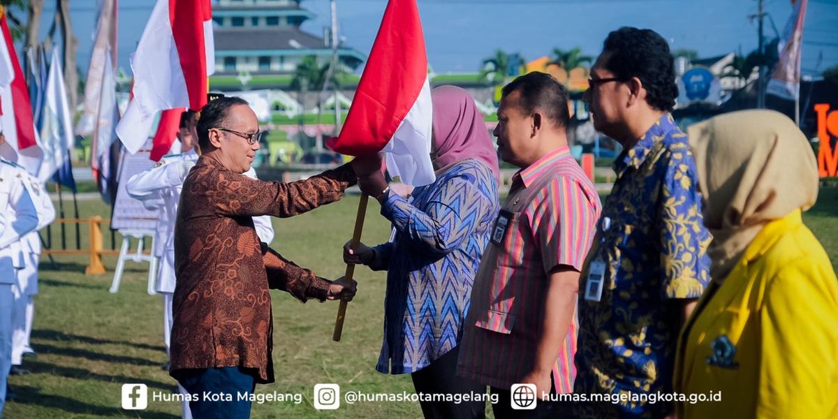 Gerakan Pembagian Bendera Merah Putih, Kuatkan Patriotisme dan Kedamaian Pemilu 2024 di Kota Magelang