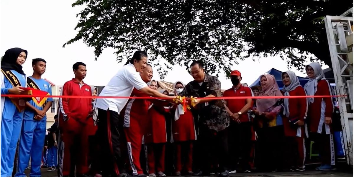 HUT ke-43, SMAN 2 Magelang Gelar Jalan Santai hingga Pameran Karya