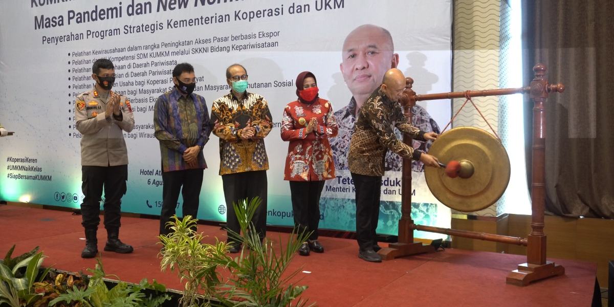 SIAP ADAPTASI KEBIASAAN BARU, RATUSAN PEGIAT KOPERASI DAN UKM IKUTI PELATIHAN PENINGKATAN KAPASITAS SDM