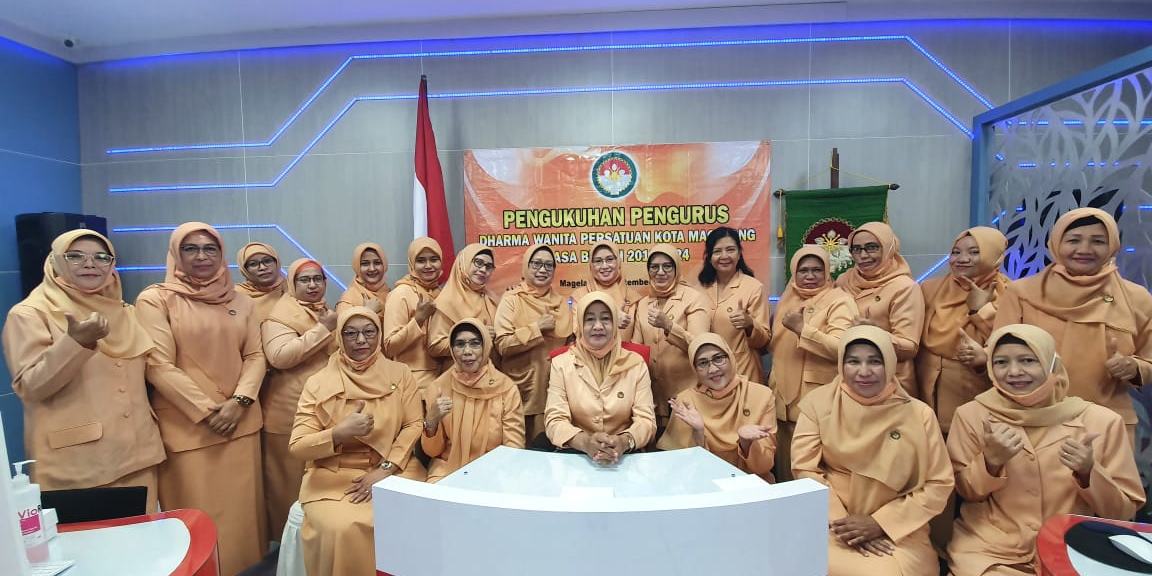 KEPENGURUSAN DWP KOTA MAGELANG DIKUKUHKAN HARI INI