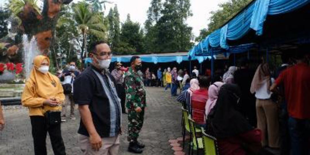 "Wisata Vaksin" di Taman Kyai Langgeng Agar Warga Tertarik Vaksin Covid-19